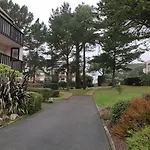 Appartement Proche Plage Avec Piscine