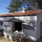 Maison Les Pieds Dans Le Sable 350M De La Mer Velos