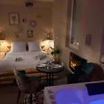 Loveroom&Spa L'Instant D'Evasion