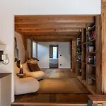 Chalet De 8 Chambres Megeve - 16 Personnes