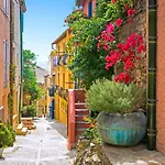 Apartment Les Hauts De Collioure-2 By Interhome