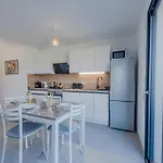 Apartment Les Hauts De Collioure-1 By Interhome