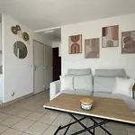 Rez-De-Jardin Pinede Piscine Clim Proche Plage Village Naturiste