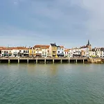 Appartement Vue Mer Avec Balcon, Parking Prive, Aux Sables-D'Olonne - Fr-1-92-943