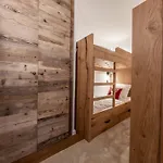Confort & Elegance : 3 Chambres, Conciergerie 5* A Courchevel - Fr-1-613A-39