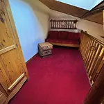 Apartment Arolles