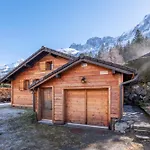 Charming Small Chalet With Aiguille Du Midi View