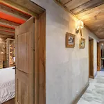 Somptueux Chalet Baron Megeve Vue.Jaccuzi.4 Mn A Pied Au Centre