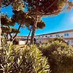 Artemia Aigues-Mortes - Hotel Avec Piscine