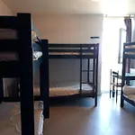 Auberge Granit Rose - Hebergement Partage En Auberge De Jeunesse - Vue Sur Mer - Dortoir Mixte & Camping