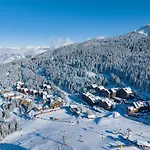 Appartement Skis Aux Pieds Avec Balcon, Cheminee Et Parking - Meribel - Fr-1-613-3