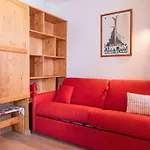 Val Thorens: Appart 28M², 4 Pers, Plein Centre, Balcon, Ascenseur - Fr-1-637-21