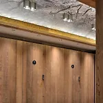 Charmant Triplex Aux Allues Avec Cheminee Et Concierge - Fr-1-613-80