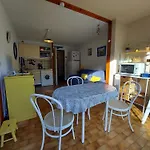 Studio Cabine 4 Pers. Avec Wifi, Piscine, Parking A 500M De La Plage D'Argeles - Fr-1-776-54