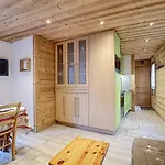 La Clusaz - Appartement Cosy Pour 4 Pers Avec Balcon Et Wifi - Fr-1-818-11