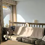 Apartment In Residence Near The Mont D'Arbois