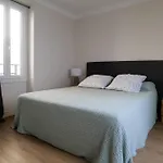 Appartement Renove Idealement Situe Dans Le Centre Pieton Des Sables D'Olonne