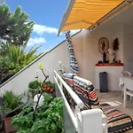 Maison Familiale A Sainte-Marie