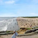 Maison Charmante A Vaux-Sur-Mer Avec Piscine Partagee