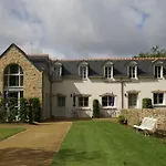Nice Apartment In A Castle Not Far From The Breton Beaches