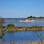 Mobil Home 3 Ch 6 Pers Camping Mayotte