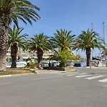 Studio Spacieux A Gruissan - Parking - Vue Port - Proche Plage - Fr-1-796-29