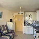 **Gruissan : T2 Cosy Avec Piscine, Parking Prive, Proche Plage Et Commerces** - Fr-1-796-8