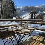 Appartement Renove 2 Pieces Cabine Avec Balcon Et Acces Piscine - Meribel - Fr-1-180-637
