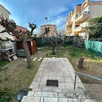 Grand Appartement Jardin Garage Et Parking