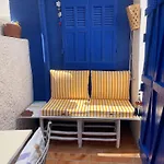 Petite Maison Avec Terrasse