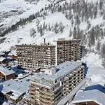 Studio Cosy Pour 4 Avec Balcon Et Wifi A Val-D'Isere - Fr-1-694-364