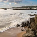 35 - A 2 Pas Des Plages