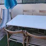 Studio En Rez-De-Chaussee Avec Marche