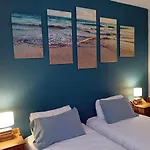 Un Vrai Paradis Avec Terrasse Face A La Mer