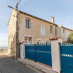 Villa Bord De Mer Avec Studio, Clim Et Parking - Fr-1-535-64