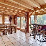Chalet Spacieux 4 Chambres Avec Cheminee, Parking Et Wifi A La Clusaz - Fr-1-818-74