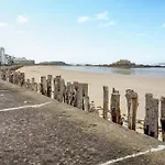 Beautiful Apartment In Saint-Malo With Wifi