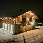 Chalet Prestige Helios 12 Guests