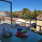 Appartement T2 Avec Balcon, A 100M De La Plage Et Proche Des Commerces A Saint-Brevin-Les-Pins - Fr-1-364-93