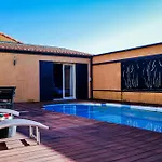 Superbe Villa Avec Piscine Situee A 2 Km De La Grande Plage Des Sables