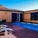 Superbe Villa Avec Piscine Situee A 2 Km De La Grande Plage Des Sables