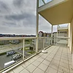 Appartement 2 Chambres Avec Balcon Et Cuisine Equipee - Fr-1-236-145