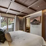 Chalet D'Exception Avec Sauna, Piscine Chauffee Et Salle De Cinema - Fr-1-570-64