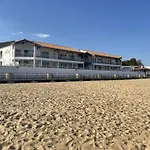 A 50M De La Plage, Appartement Pour 6, Vue Mer