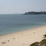 Appartement Avec Piscine, Wifi, Pres De La Plage, Pour 6 Personnes A Arzon - Fr-1-775-17
