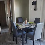 Mobil-Home Climatise A Valras Plage Dans Le Camping 4 Etoiles Les Sables Du Midi A 800M De La Plage