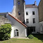 Superbe Appartement, Face A La Vieille Ville !