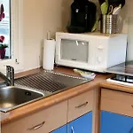 Bungalow Charmant A Agde, Piscines