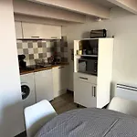 Щ Le Petit Buffet Hyper Centre