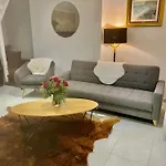 La Villa Saint Louis